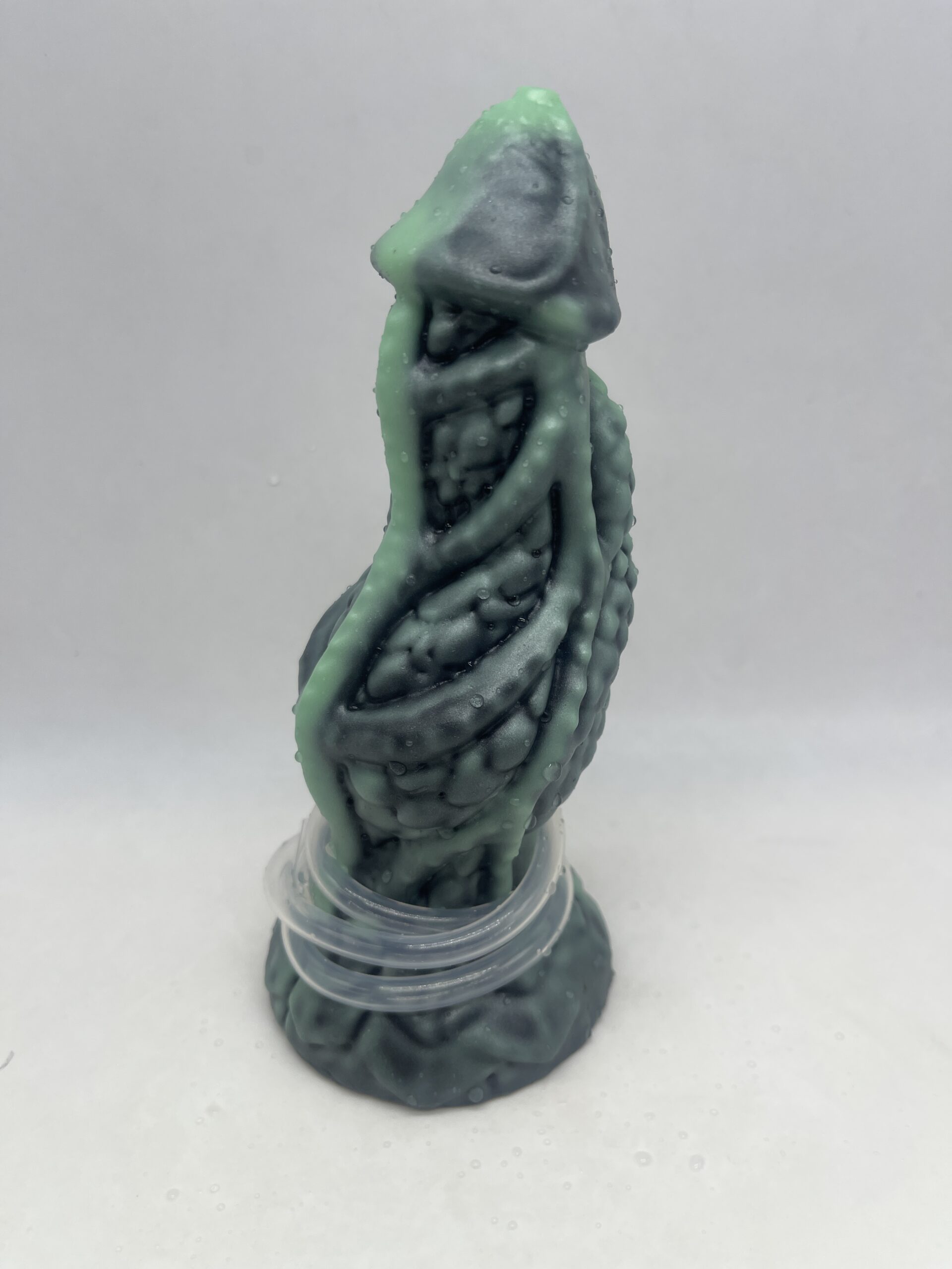 Dragon Grias 7 inch 00-30 shore soft firmness color SHINY GREEN with CUMTUBE - Image 4