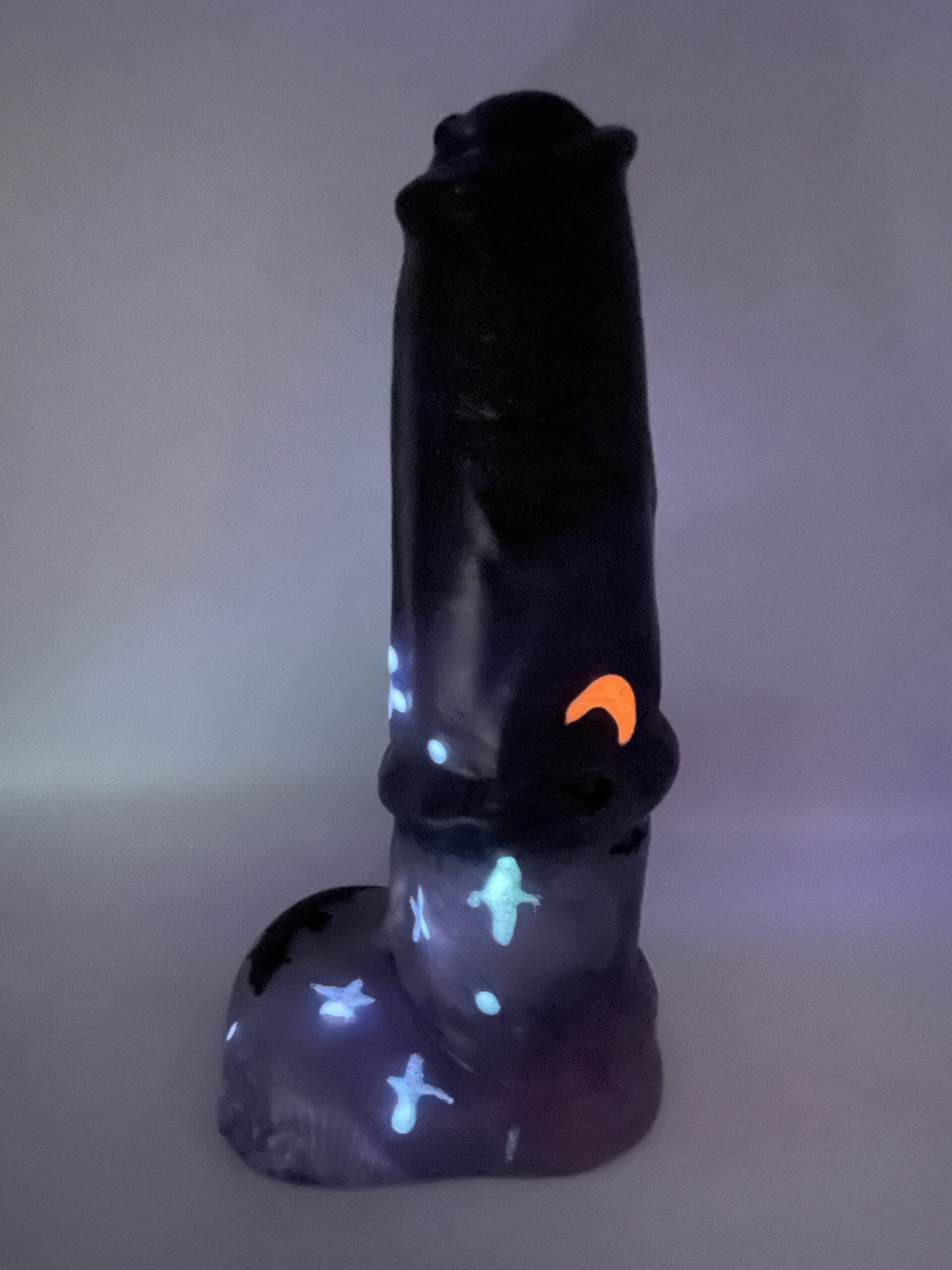 Pony Stanley 7.5 inch NEAR CLEAR 00-31 shore soft firmness color SPOOKY-MIDNIGHT with GLOW - Image 4